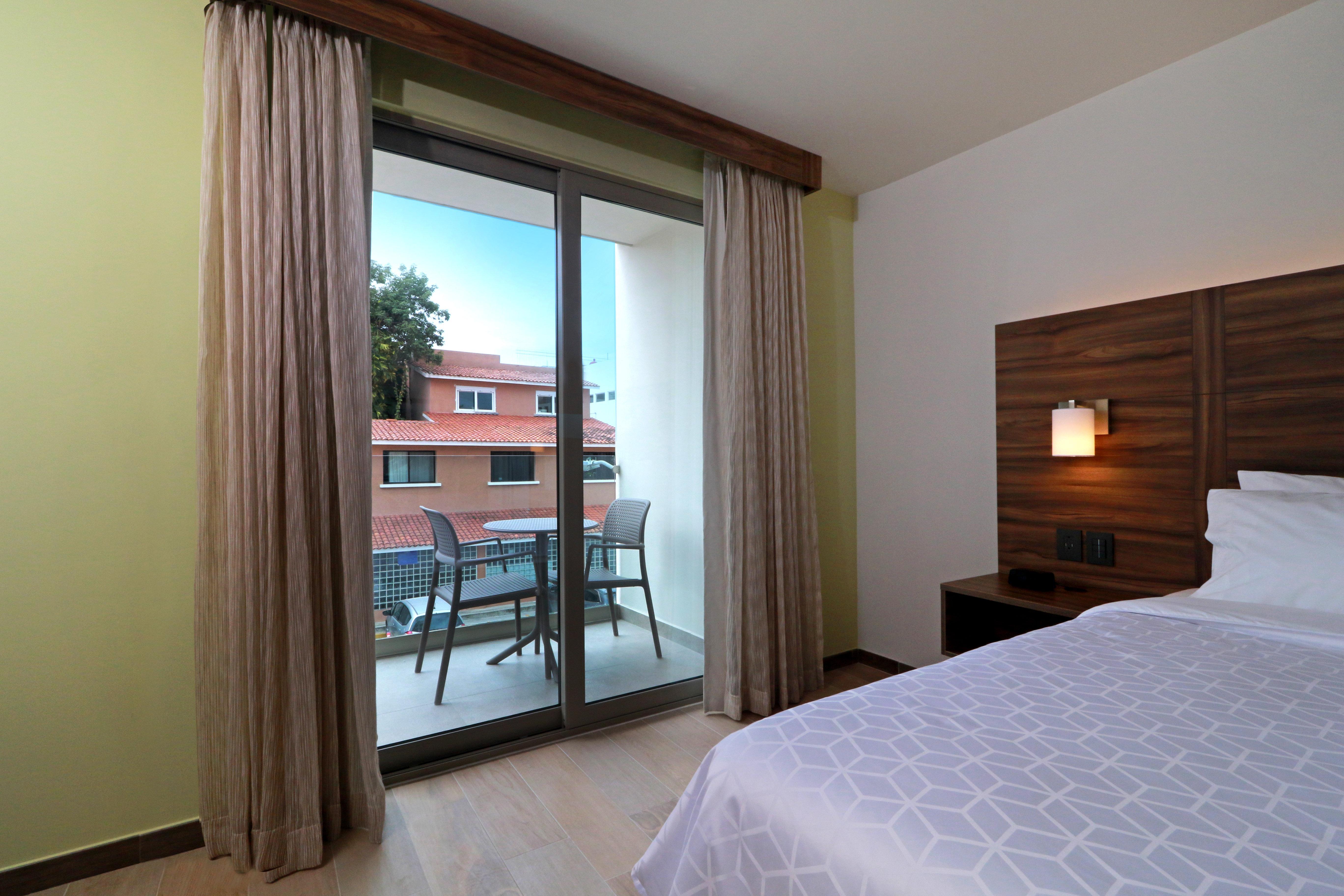 Holiday Inn Express & Suites - Playa Del Carmen By Ihg Exterior photo