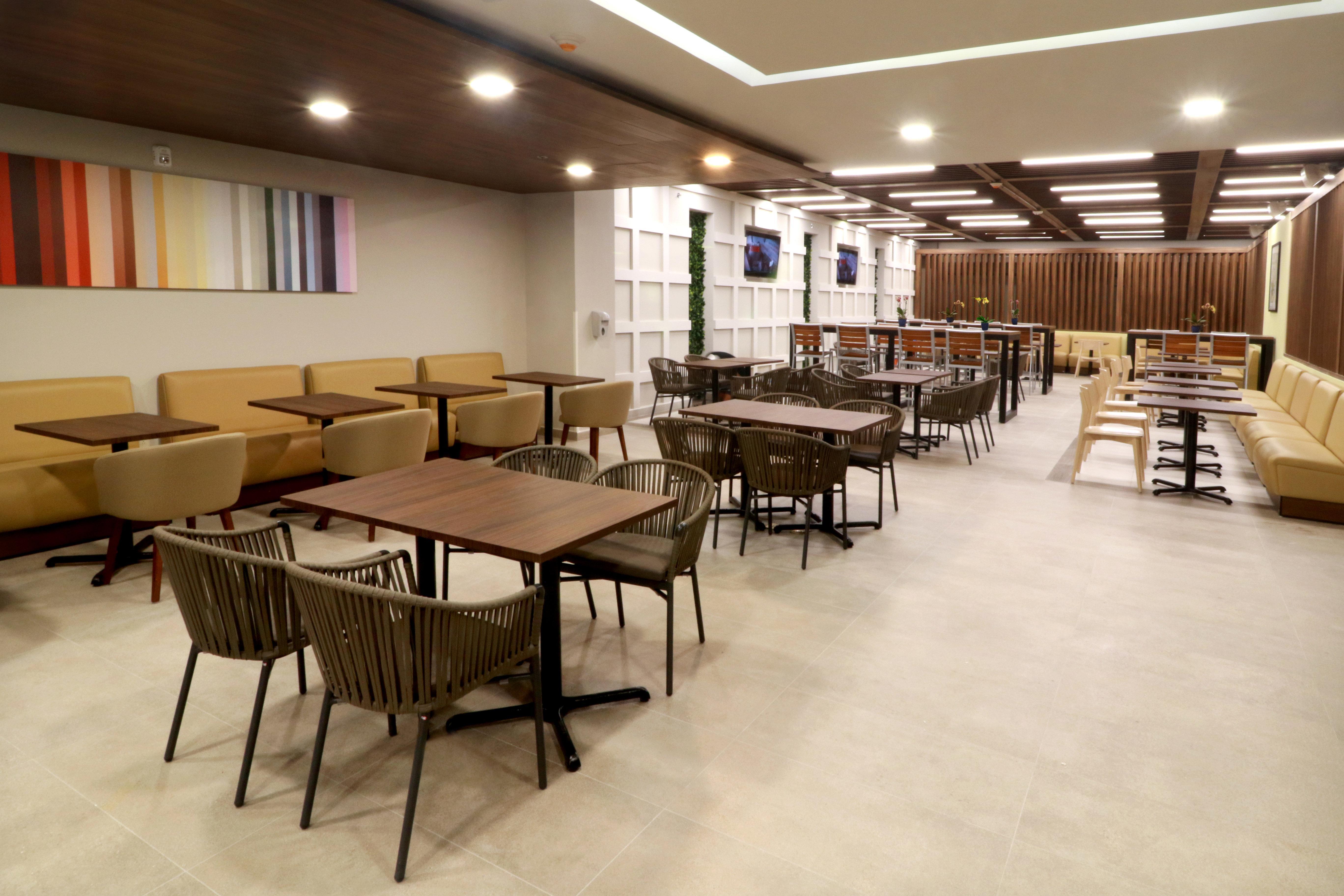 Holiday Inn Express & Suites - Playa Del Carmen By Ihg Exterior photo