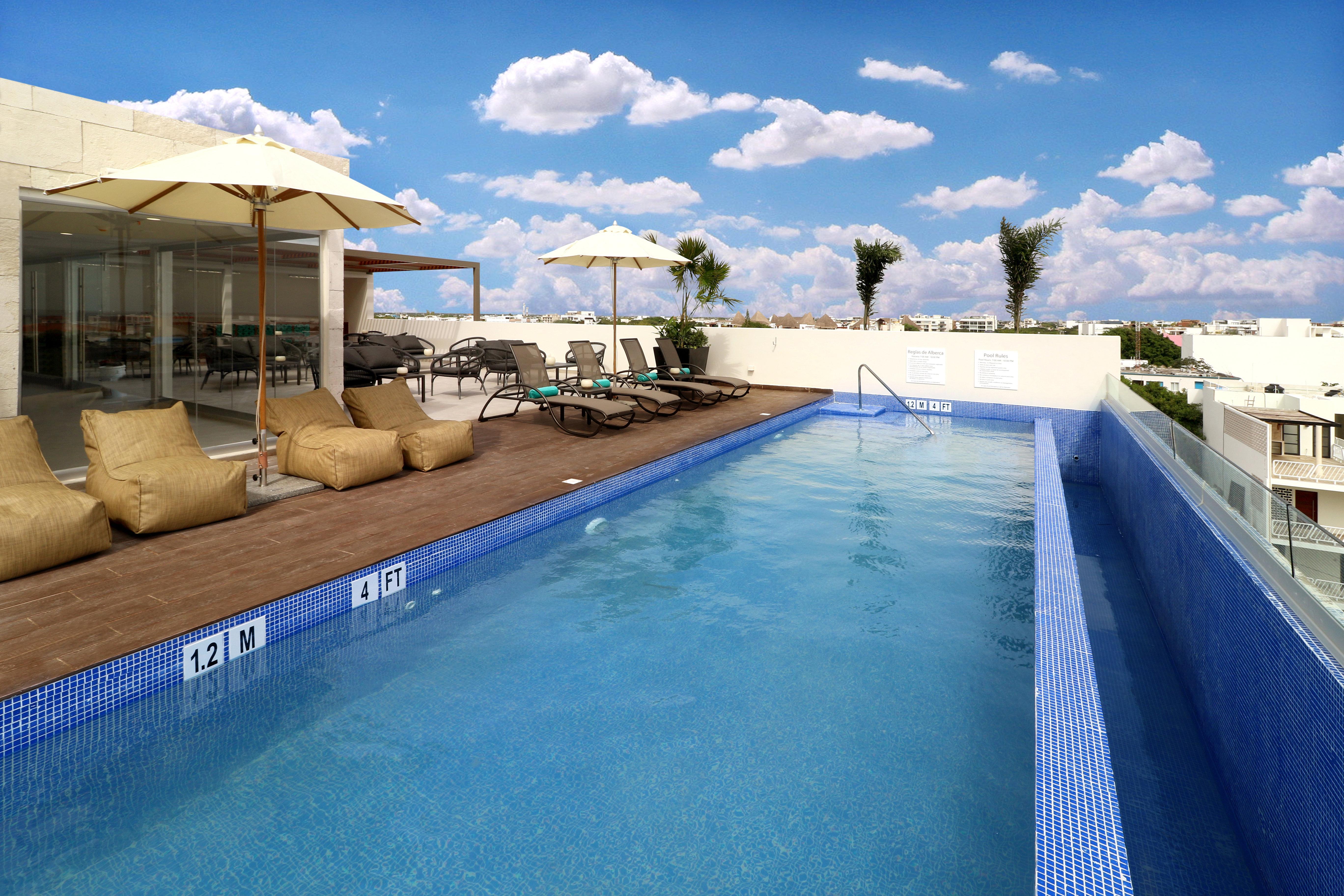 Holiday Inn Express & Suites - Playa Del Carmen By Ihg Exterior photo