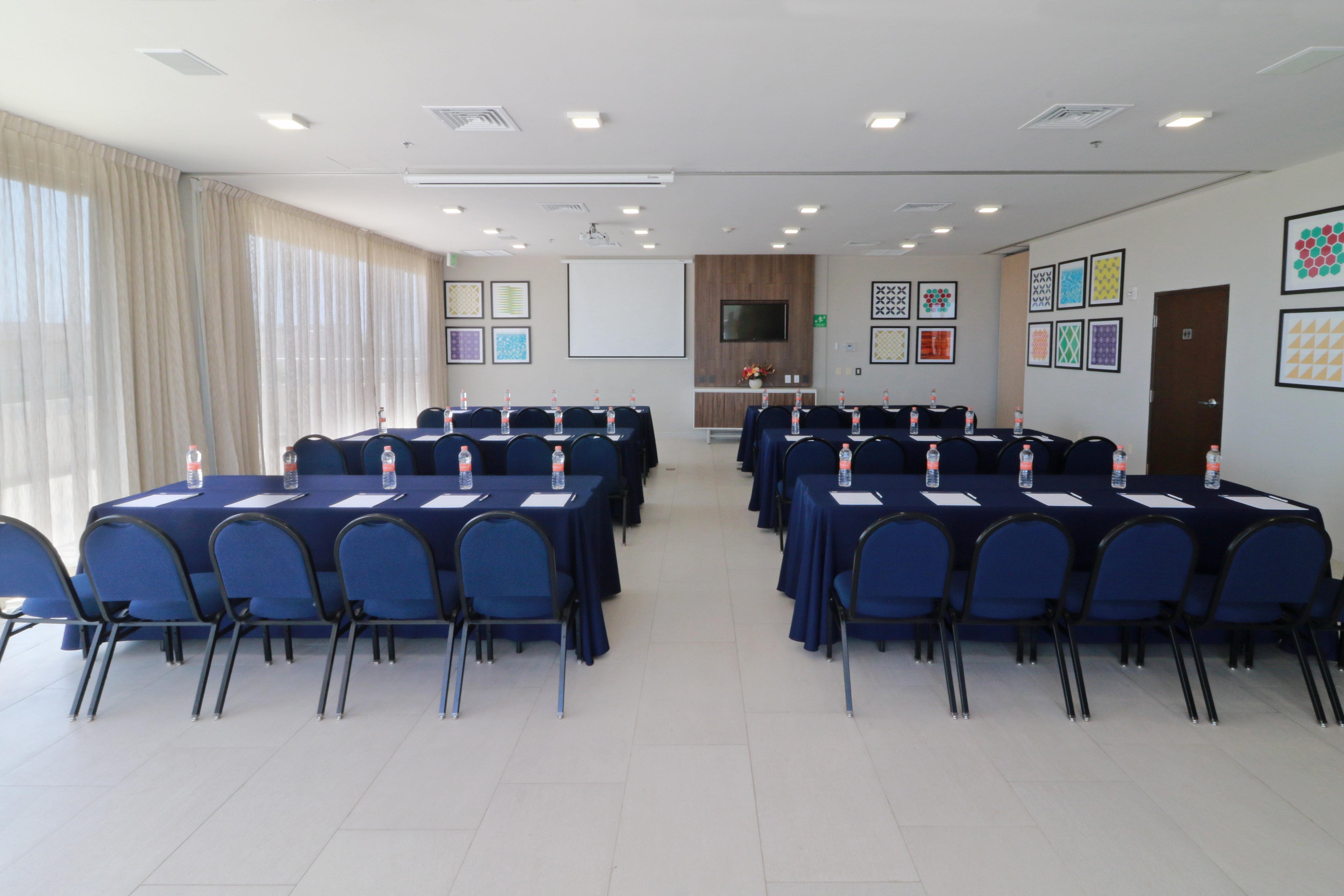 Holiday Inn Express & Suites - Playa Del Carmen By Ihg Exterior photo
